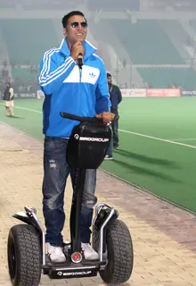 New Delhi, 29 Jan 2013 - Akshay Kumar at the match between Delhi Waveriders and Jaypee Panjab warriors at Hero Hockey India League in New Delhi. (Photo: IANS/Amlan)