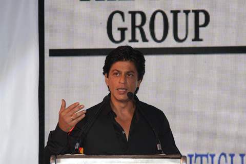 Shahrukh Khan at TOIFA launch