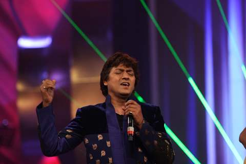 Amitabh Bachchan performs at the Global Sounds Of Peace Concert