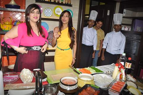 Shafe Rakhee vaswani launch Palate Culinary Studio with Malika Arora Khan