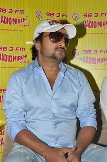 Himmatwala team at redio mirchi