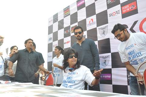 Film ShootOut Wadala Promotion at Safety Drive & 600 bikers Rally