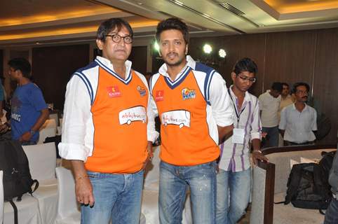 Team Veer Marathi Gets Abhibus