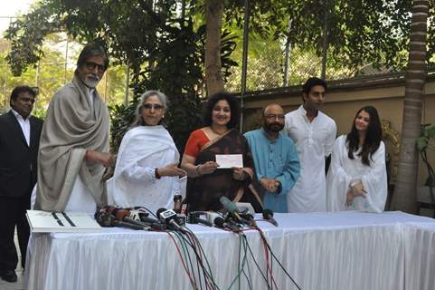 Amitabh Bachchan, Jaya Bachchan, Govind Nihlani, Abhishek Bachchan & Aishwarya Rai To Announce Plans
