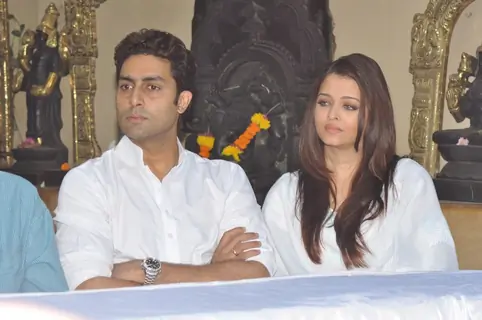 Abhishek Bachchan and Aishwariya Rai Bachchan To Announce Plans Of Ngo
