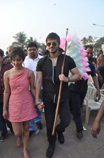 Vivek Oberoi and Neha Sharma promotes Jayantabhai Ki Luv Story on Valentine day