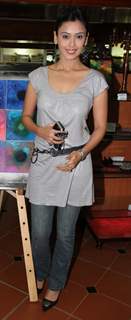 A celeb-studded opening of Amisha Mehta's art show Colour Dance