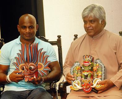 Sri Lankan Former Cricketers Sanath Jayasuriya and Arjuna Ranathunga at the GET  SRI LANKAN ED  at Garuda Mall , in Bangalore on Friday  22nd of February 2013   photo by IANS.