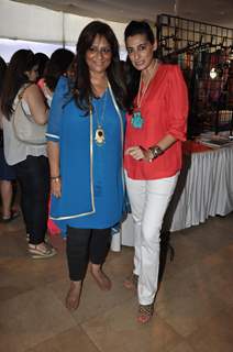 Celebs at Charity Exhibition ’Aariash’ to ‘Save The Children’ Foundation