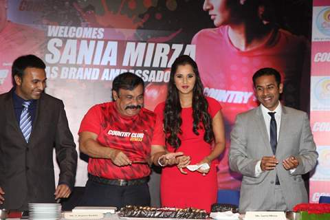 Sania Mirza announced as the brand ambassador for CCIL Fitness