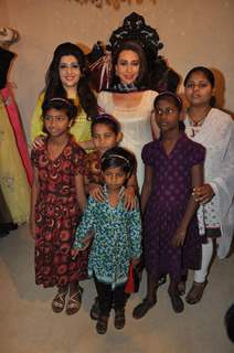 Gitanjali Celebrates Woman Day With Karisma Kapoor and Designer Archana Kochhar