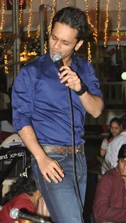 Rahul Vaidya gives a soulful performance on the occasion of Mahashivratri