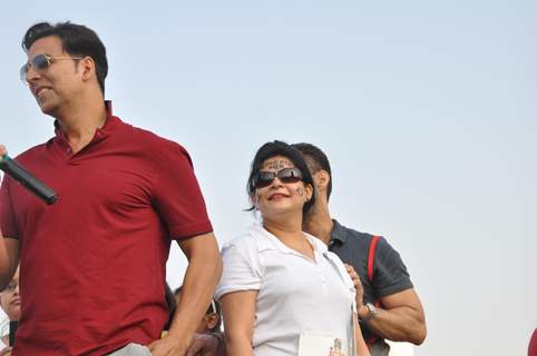 Akshay Kumar at DNA Womans Half Marathon 2013