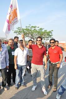 Akshay Kumar at DNA Womans Half Marathon 2013