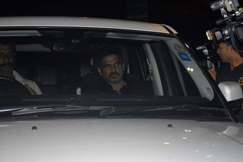 Suniel Shetty attend Ambani's bash for Steven Spielberg