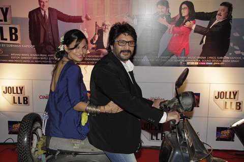 Arshad Warsi and Maria Goretti at Premiere of movie Jolly LLB