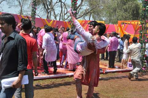 Rang De Colors Holi Party With Colors Artist