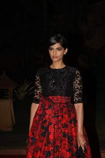 Bollywood Celebs at Loreal Femina Women Awards 2013