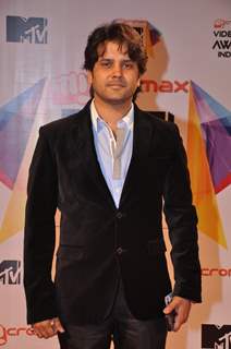 Priyanka, Anushka and Rahman at MTV Video Music awards