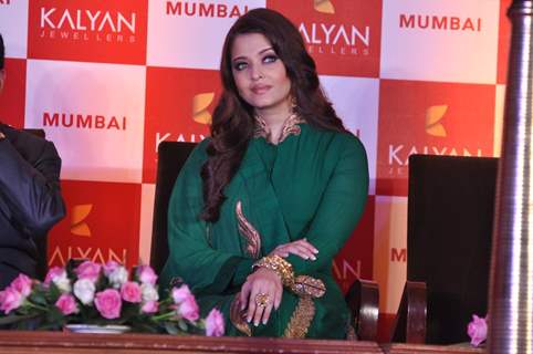 Aishwarya Rai Bachchan at the launch of Kalyan Jewellers