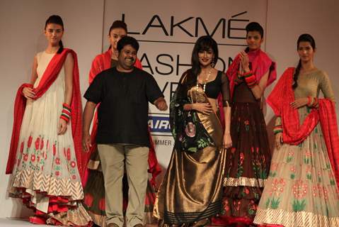 Chitrangada Singh as showstopper for designer Gaurang at Lakme Fashion Week Summer 2013