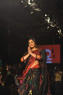 Bollywood Celebs snapped on Day 4 of Lakme Fashion Week Summer 2013