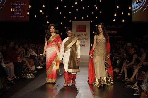 Celebs walk the ramp for Swades Foundation show by Vikram Phadnis at LFW