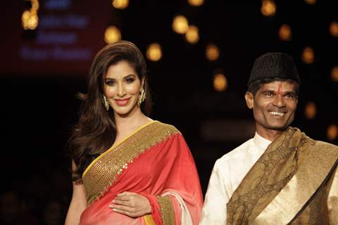 Celebs walk the ramp for Swades Foundation show by Vikram Phadnis at LFW