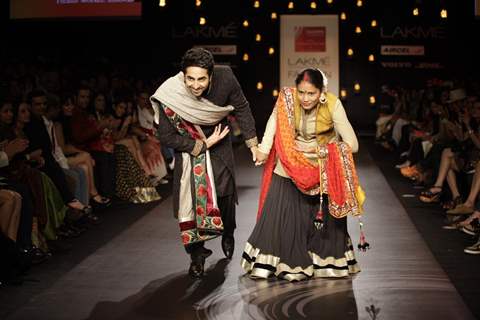 Celebs walk the ramp for Swades Foundation show by Vikram Phadnis at LFW