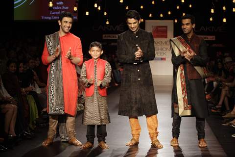 Celebs walk the ramp for Swades Foundation show by Vikram Phadnis at LFW