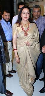 Hema Malini at Inauguration of Malabar Gold & Diamonds Store