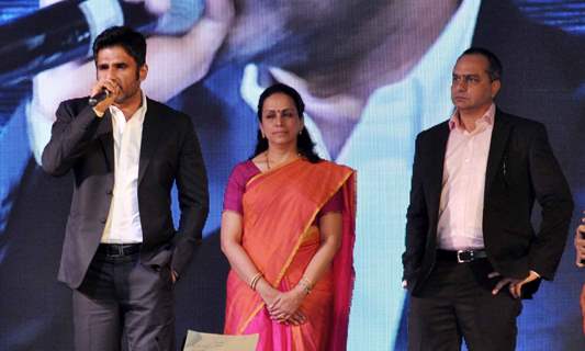 Suniel Shetty at Standard Chartered Charity Awards Night 2013