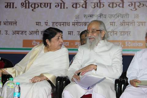 Bharat Ratna Lata Mangeshkar inaugurates the Vishwashanti Sangeet Kala Academy