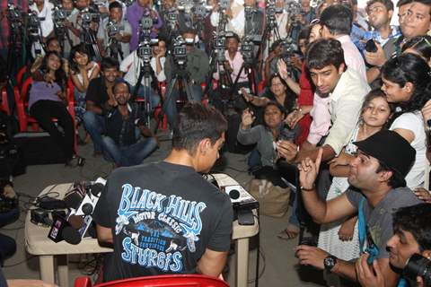 Aamir Khan interacts with the media on competing 25 glorious years