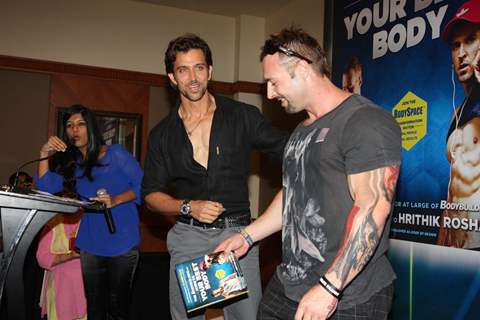 Hrithik Roshan unveils Krish Gethin's Book Guide To Your Best Body