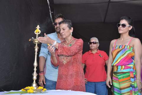 Kajol, Ajay promote Lonavla funfair