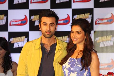 Ranbir Kapoor & Deepika Padukone at Close Up event for promotion of Yeh Jawani Hai Deewani