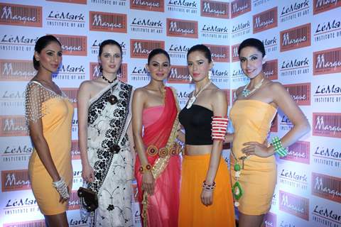 Le’mark Institute of Fashion showcased an exclusive fashion & jewelry show