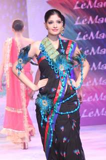 Le’mark Institute of Fashion showcased an exclusive fashion & jewelry show