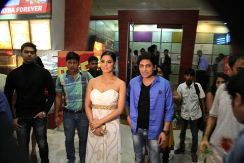 Veena Malik and Rajan Verma at premiere of movie Ziindagi 50:50