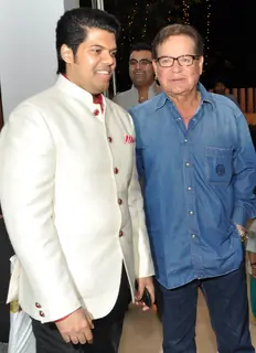 Sridevi and Dharmendra at Prabodh Davkhare's birthday bash