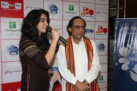 Ustad Ghulam Ali dedicates his Ek Ehsaas concert to the Maharashtra Draught fund