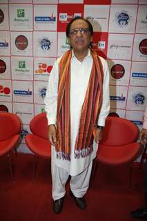 Ustad Ghulam Ali dedicates his Ek Ehsaas concert to the Maharashtra Draught fund