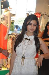 Alia Bhatt launches 'Forever 21' store