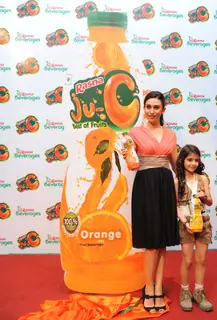 Rasna girl Avan Khambatta and Karisma Kapoor during the launch of 'Rasna-Ju-C'