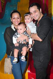 Ashita Dhawan and Shailesh Gulabani with their twins at launch of Play Around