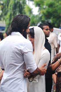 Ranveer Singh with Priyanka Chopra at Priyanka Chopra's father's funeral