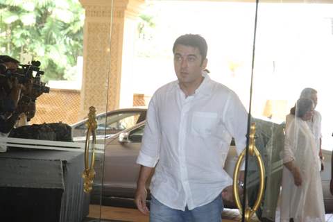 Jugal Hansraj attend condolence meet of Priyanka Chopra's father Ashok Chopra