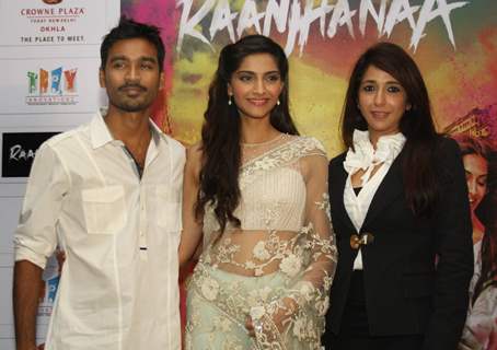 Sonam Kapoor, Dhanush and Krishika Lulla at the press meet for the film 'Raanjhanaa' in New Delhi