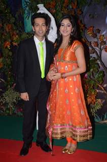 Nakuul Mehta and Disha Parmar at Star Parivaar Awards 2013